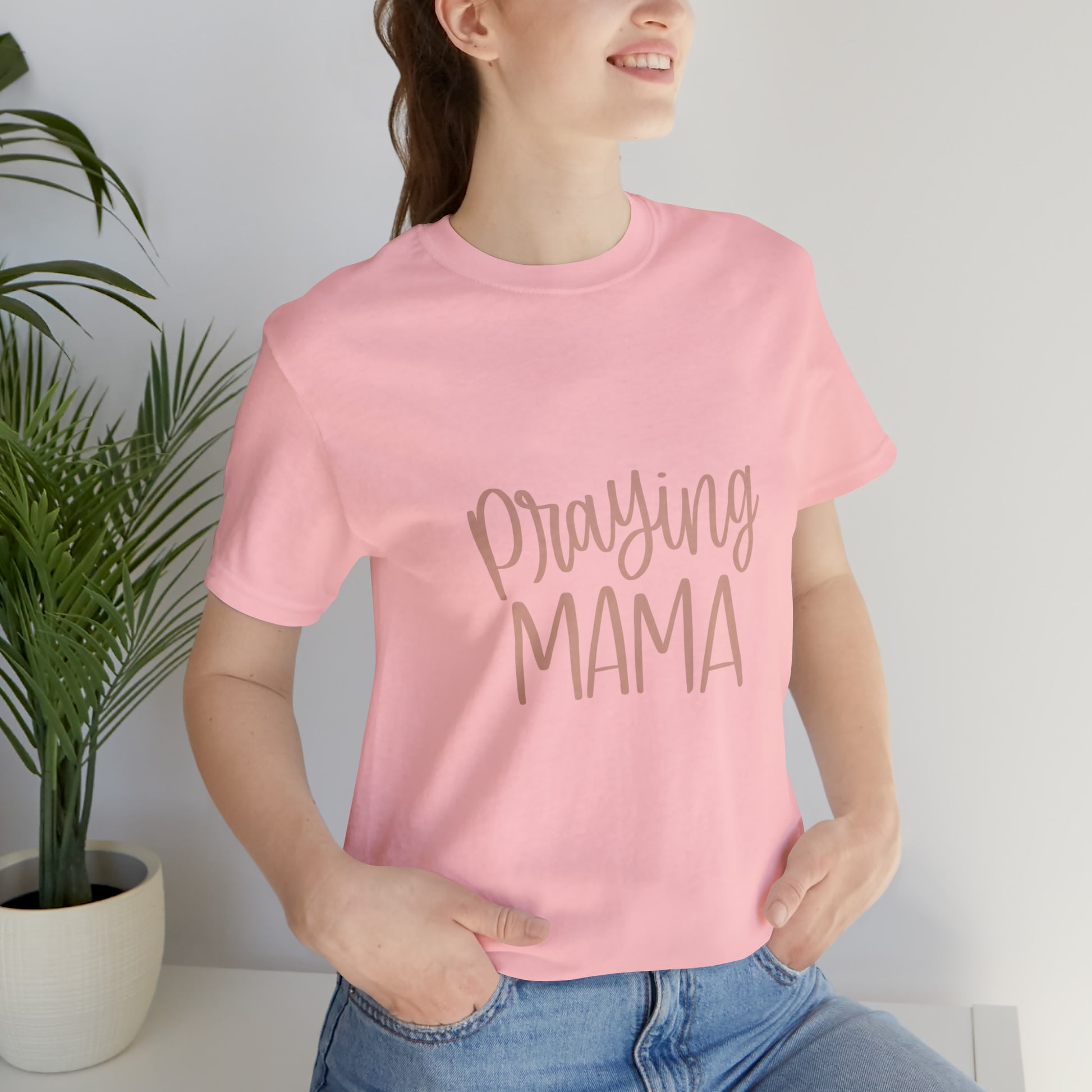 Praying Mama T-Shirt - Friends of the Faith